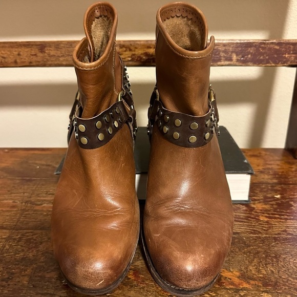 UGG Darling Harness Ankle Boot Whiskey Brown Cowboy Biker Booties - Picture 6 of 15